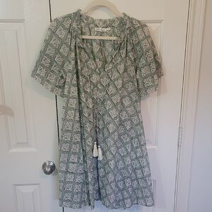 Roller Rabbit Green and White Leaf Pattern Blouse